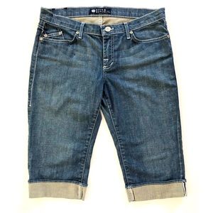Vintage Med Rise Capri Jeans Rock and Republic